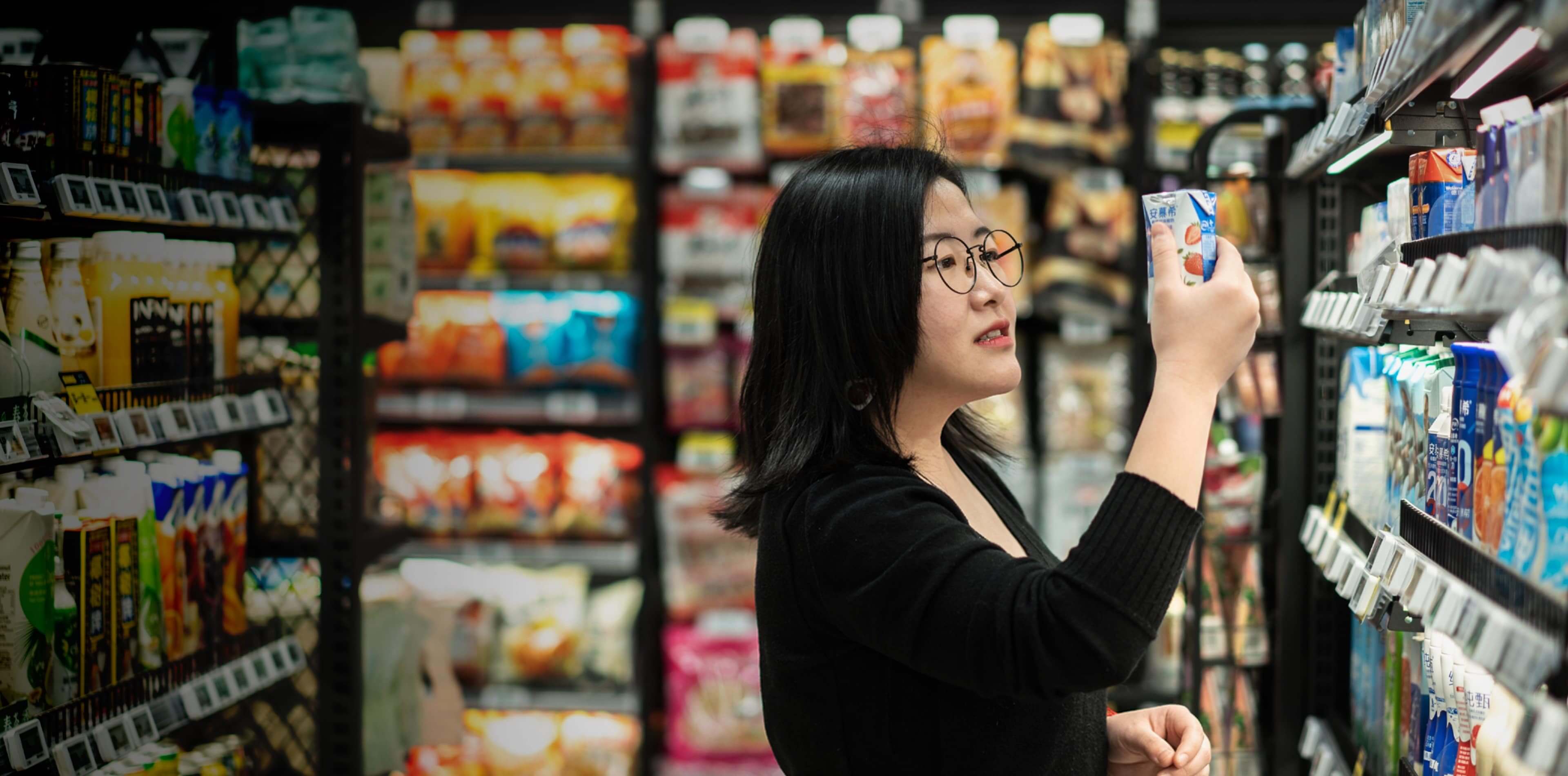 Compact kiosk in convenience store
